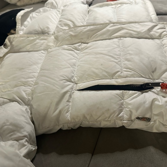 Burberry Kids winter jacket size M - Picture 4 of 9